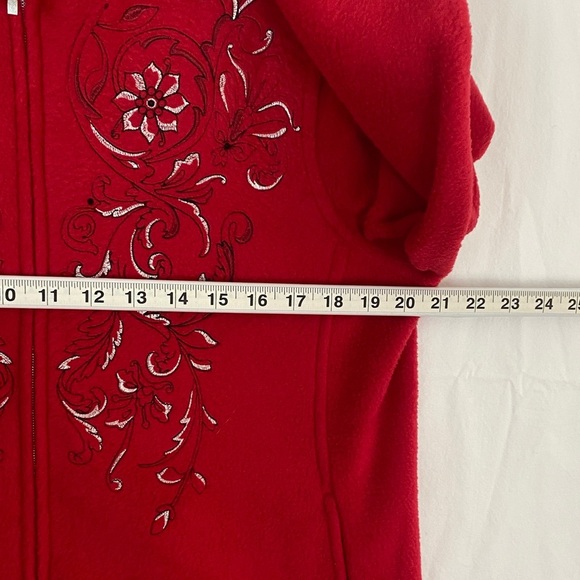 Red Embroidered Fleece Jacket by Northern Traditions Size LP - Picture 7 of 11